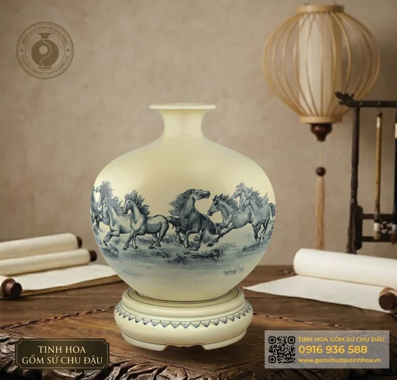 Bình Giọt Ngọc Họa Tiết Mã Đáo Thành Công