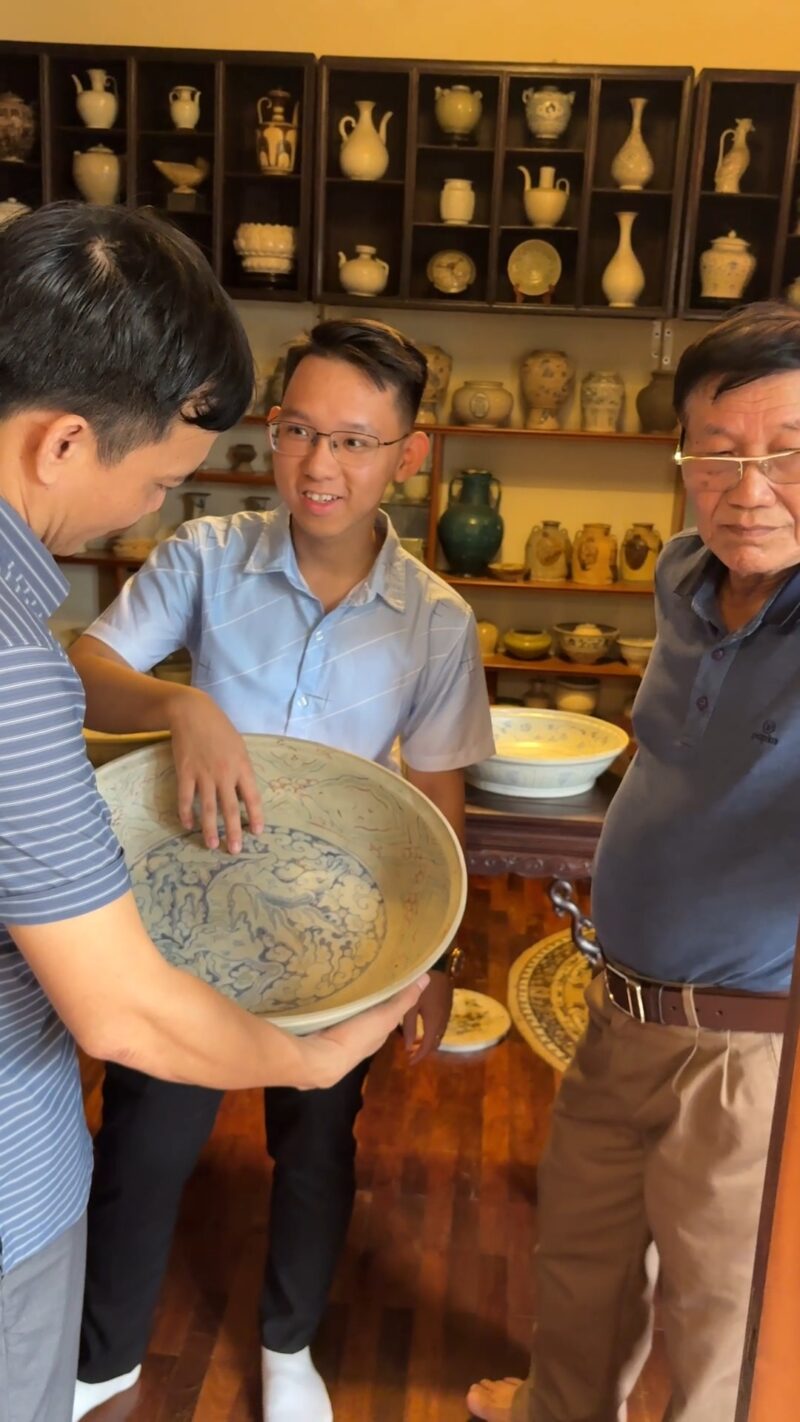 nguyenvandong_gomchudau_6 Bình Hút Lộc Phú Quý Gốm Chu Đậu Vẽ Tùng Hạc Diên Niên (Kèm Kỷ)